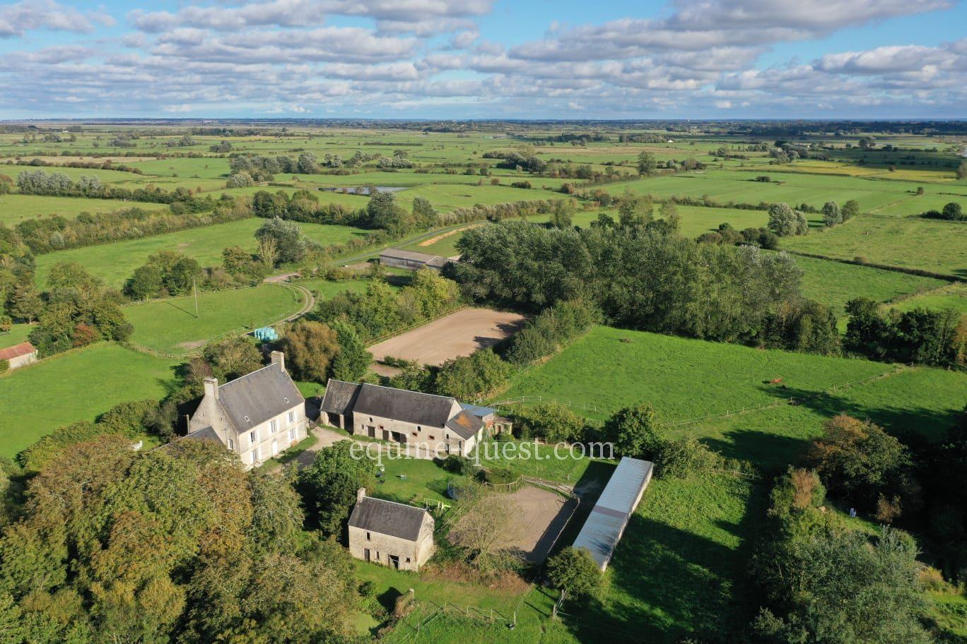 Cotentin area – equestrian property